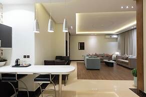 Topaz Hotel Suites