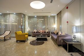 Topaz Hotel Suites
