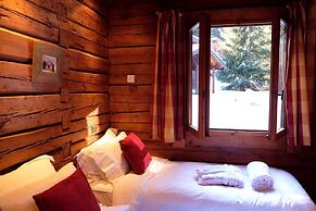 Chalet in La Tania Near Ski Slopes