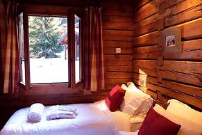 Chalet in La Tania Near Ski Slopes