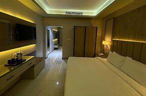 Rovan Hotel