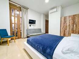 Hotel Granada Embassy