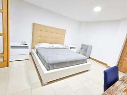 Hotel Granada Embassy