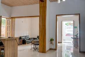 Hotel Granada Embassy