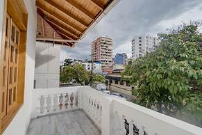 Hotel Granada Embassy