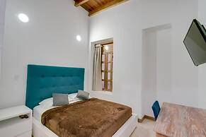 Hotel Granada Embassy