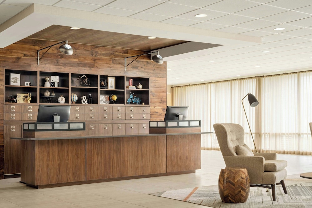 Four Points By Sheraton Oakville