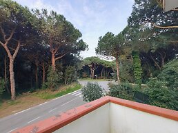 Two-storey Flat With Garden in Rosolina Mare