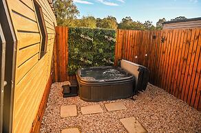 Newmore Highland Pods