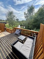 Newmore Highland Pods