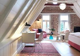 Hotel Five Rooms