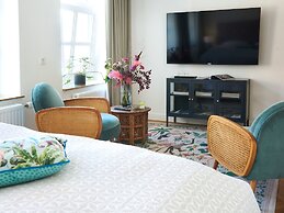 Hotel Five Rooms