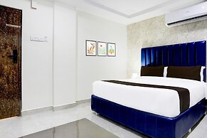 Deluxe With Twin Bedbluemoon Hotel