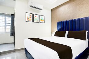 Deluxe With Twin Bedbluemoon Hotel