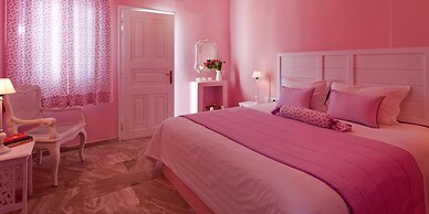 Santorini Roses Suites