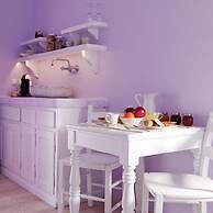 Santorini Roses Suites