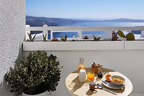 Santorini Roses Suites