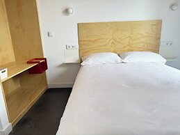 El Santo Hostel