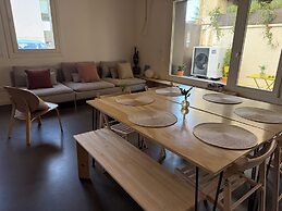 El Santo Hostel
