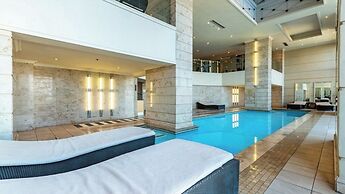 Luxurious Two-Bedroom Apartment