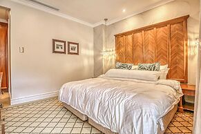 Luxurious Two-Bedroom Apartment