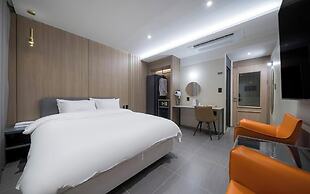 Hound Hotel Daegu Dongdaegu Station