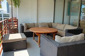 Luxury Condo with Private Beach 4BR