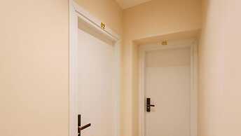 Grandstay Tirana Central 01