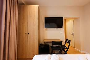 Grandstay Tirana Central 01