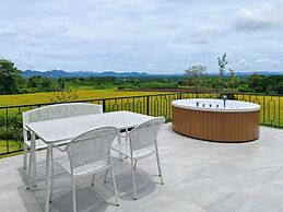 The Peak Hill Pool Villa