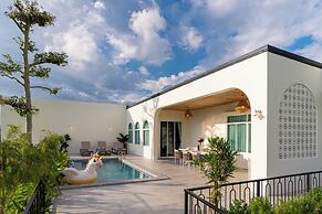 The Peak Hill Pool Villa