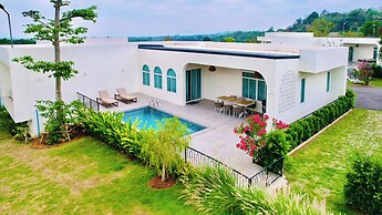 The Peak Hill Pool Villa