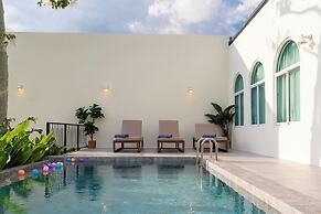 The Peak Hill Pool Villa