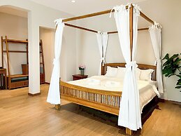 The Peak Hill Pool Villa