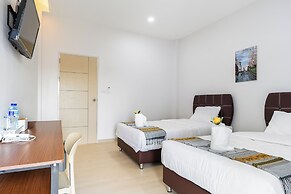 Deluxe Hotel Chaiyaphum