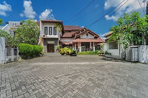 D Ajenk Boutique Villa by BHATARA