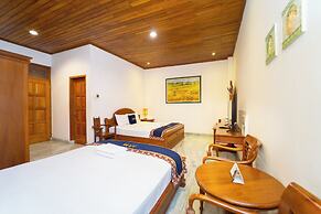 D Ajenk Boutique Villa by BHATARA