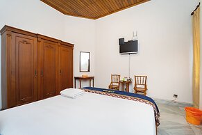 D Ajenk Boutique Villa by BHATARA