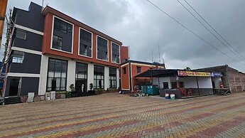 BALAJI HOTEL AND RESTAURANT
