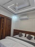 HOTEL R R TRIPATHI