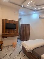 HOTEL R R TRIPATHI