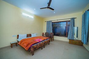 Forest Rest House Satobari