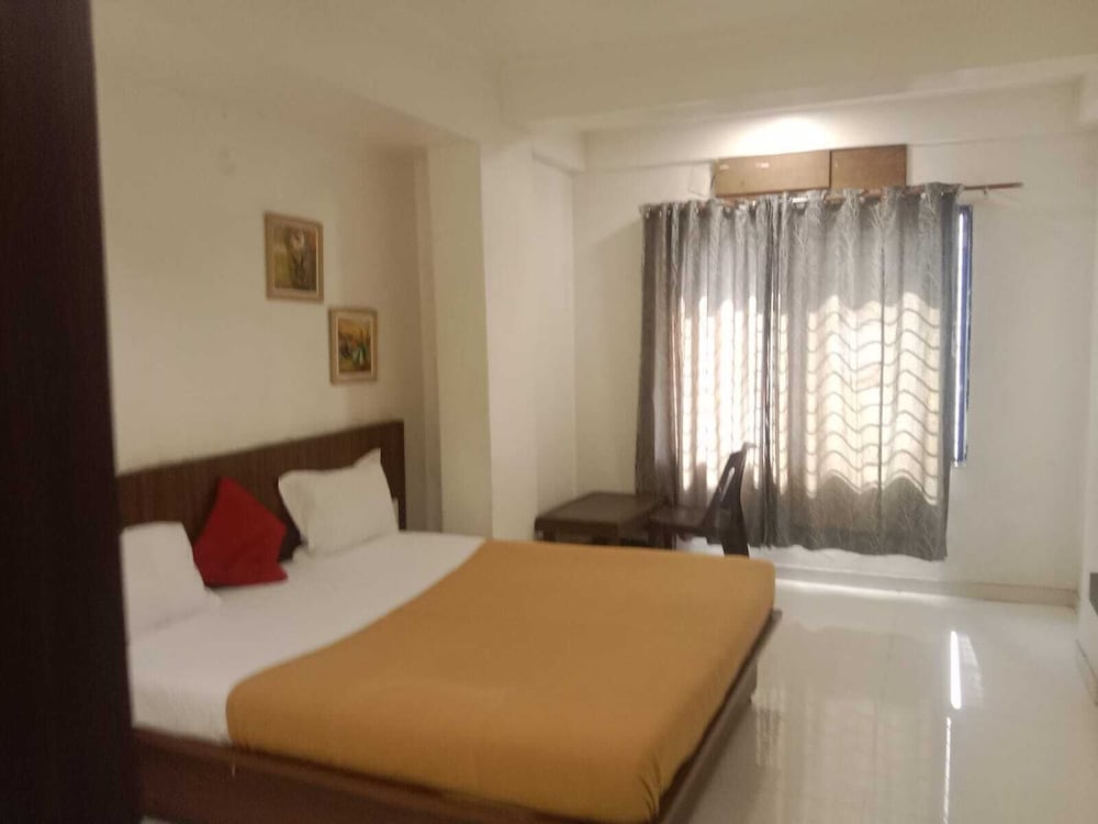 Sai Gangotri Hotel