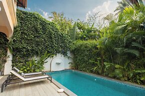 ELIVAAS  Lumin 4 BHK with Pool in Arpora