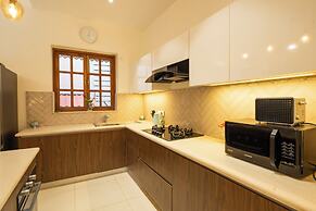 ELIVAAS  Lumin 4 BHK with Pool in Arpora