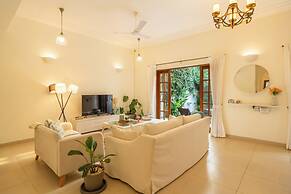 ELIVAAS  Lumin 4 BHK with Pool in Arpora