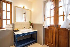 ELIVAAS  Lumin 4 BHK with Pool in Arpora