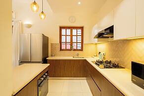 ELIVAAS  Lumin 4 BHK with Pool in Arpora