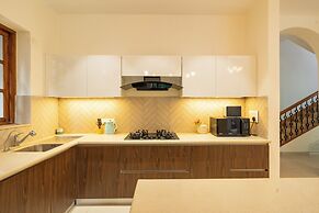 ELIVAAS  Lumin 4 BHK with Pool in Arpora