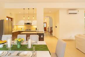 ELIVAAS  Lumin 4 BHK with Pool in Arpora